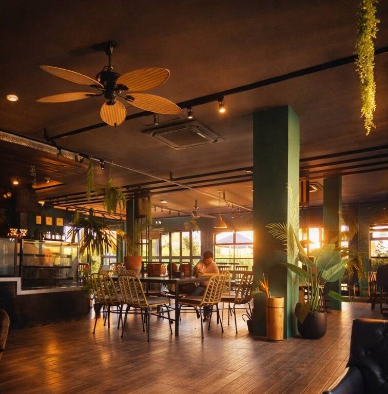 Inside Dear Joe Mactan